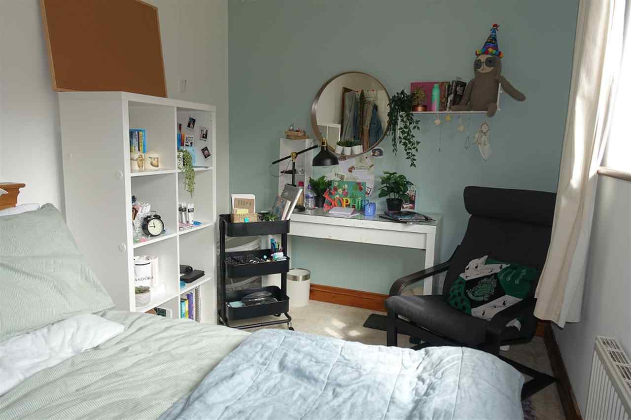 resized-2349823-AAVW BEDROOM 3.jpg